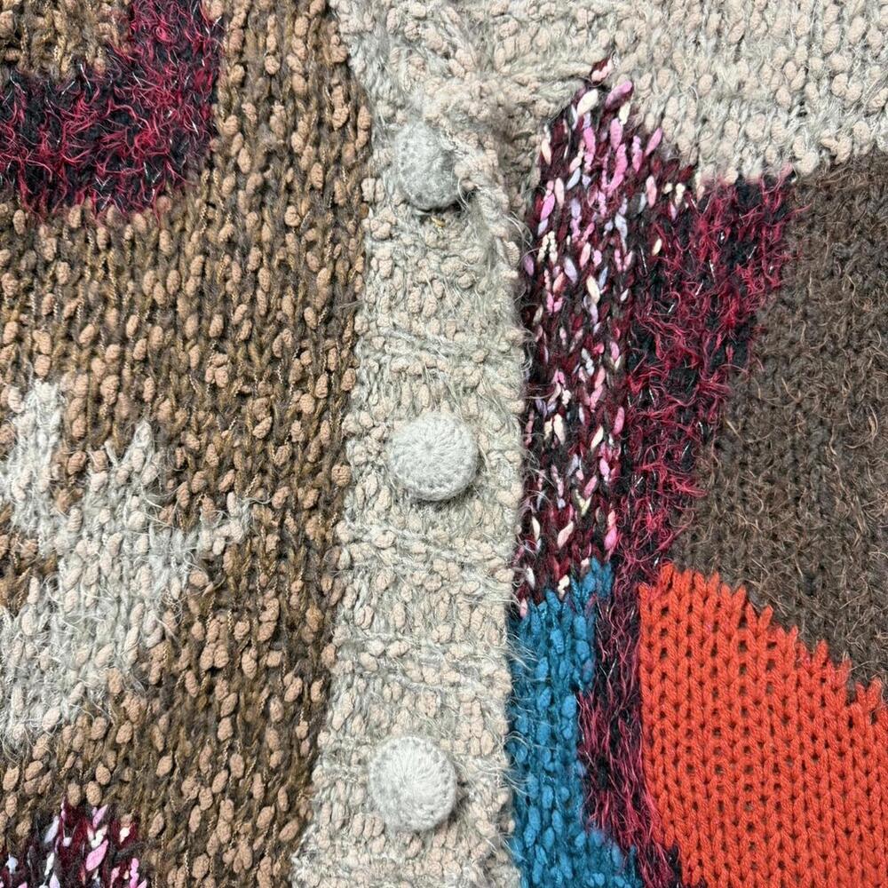 Cozy artsy chunky knit patchwork cardigan with mixed texture - Picture 4 of 6